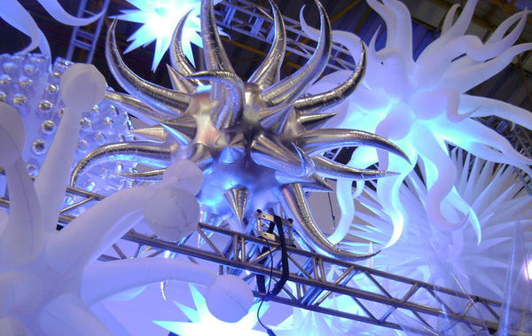 inflatable hyrda in silver